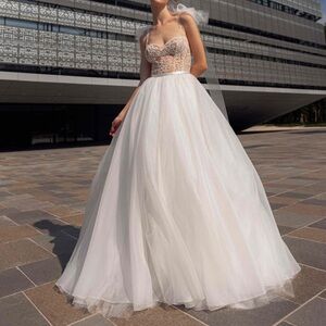 Backless Daalarna Gown